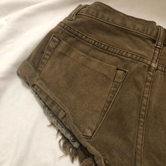 Mustard Seed Distressed High Rise Button Fly Short - Picture 5 of 12